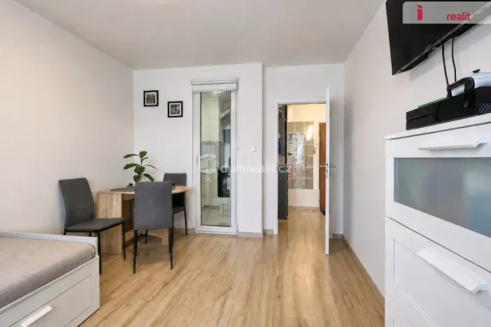 Prodej bytu 2+kk, Neratovice, Kojetická, 39 m2