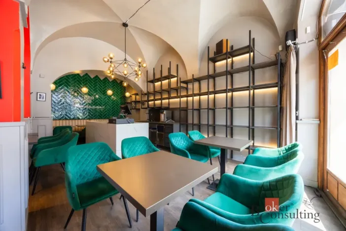 Pronájem restaurace, Hradec Králové, Velké náměstí, 700 m2