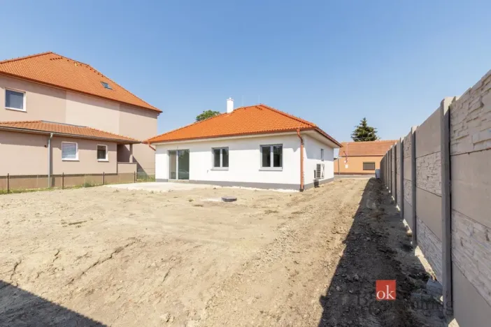 Prodej rodinného domu, Miroslav - Kašenec, 699 m2