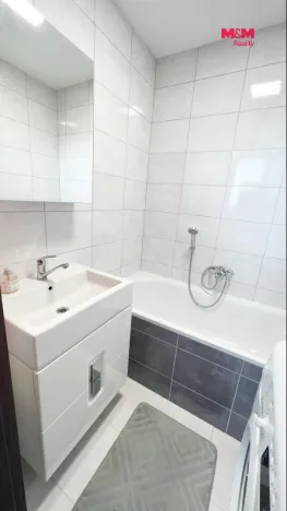 Pronájem bytu 2+1, Kroměříž, Úprkova, 57 m2