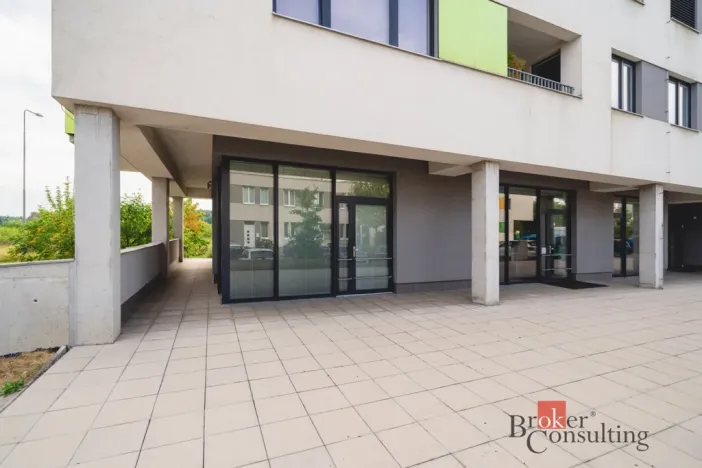 Prodej obchodního prostoru, Plzeň - Černice, Vltavínová, 86 m2