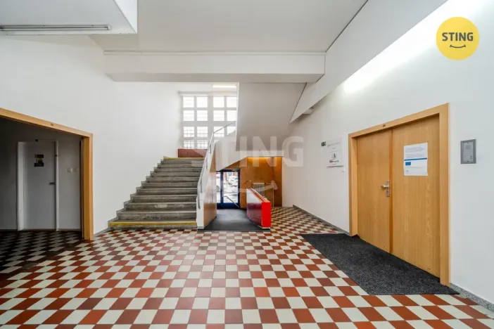 Pronájem kanceláře, Ostrava, 28. října, 165 m2