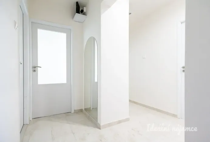 Pronájem bytu 3+1, Praha - Kobylisy, Taussigova, 67 m2