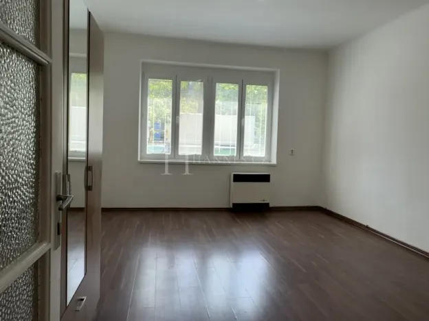 Pronájem bytu 1+kk, Praha - Vokovice, Africká, 31 m2