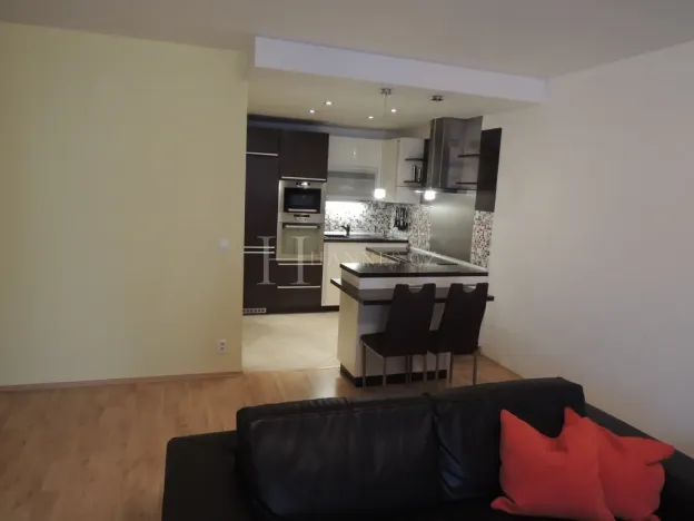 Pronájem bytu 2+kk, Praha - Libeň, Nad Rokoskou, 69 m2