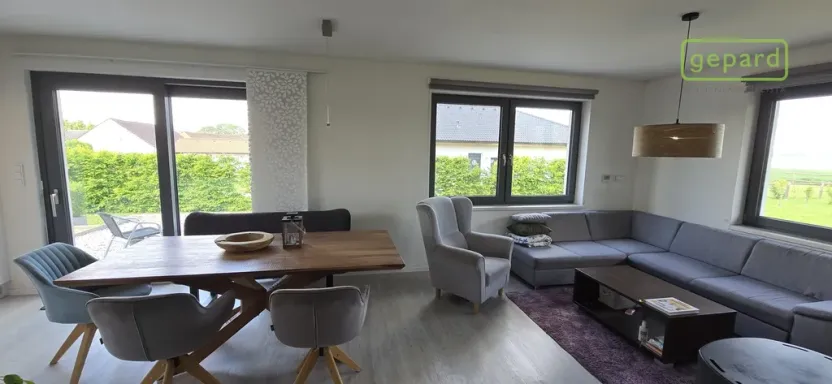 Prodej rodinného domu, Mojné, 99 m2