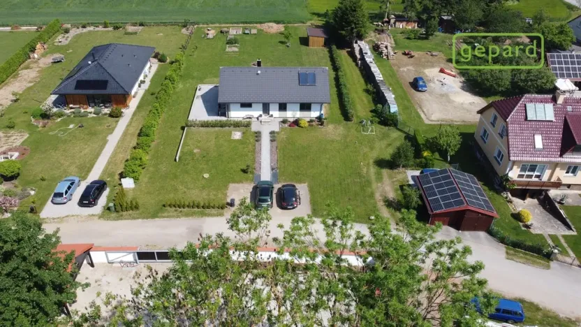 Prodej rodinného domu, Mojné, 99 m2