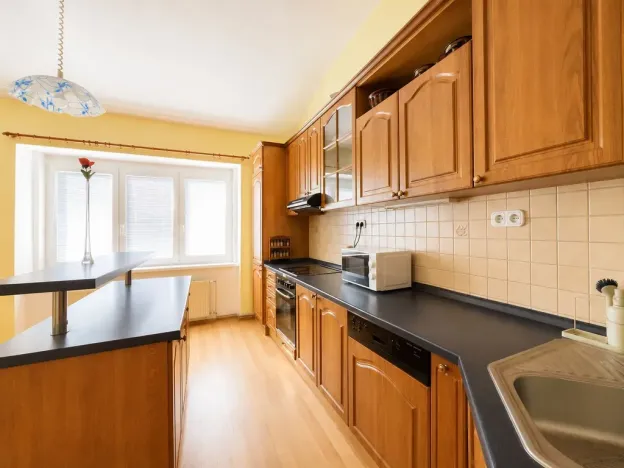 Pronájem bytu 2+1, Bělá pod Bezdězem, Masarykovo náměstí, 90 m2