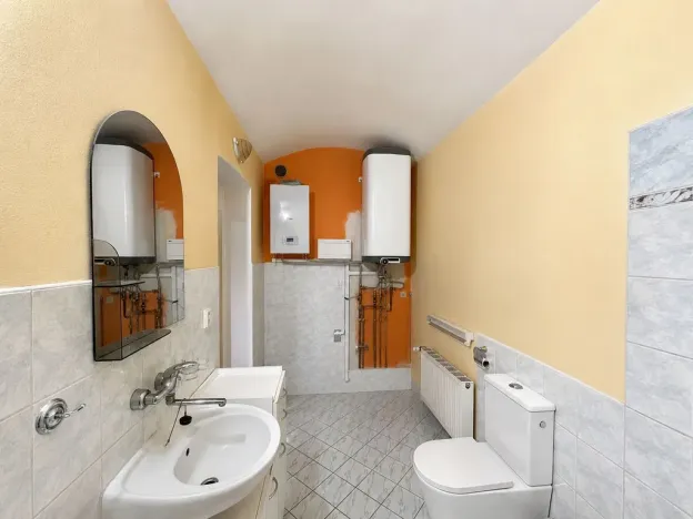 Pronájem bytu 2+1, Bělá pod Bezdězem, Masarykovo náměstí, 90 m2