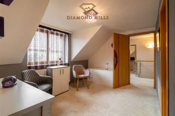 Prodej rodinného domu, Kozojedy, Českobrodská, 299 m2