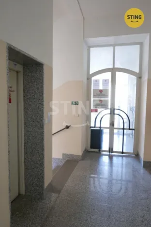 Pronájem kanceláře, Ostrava, Sokolská třída, 88 m2