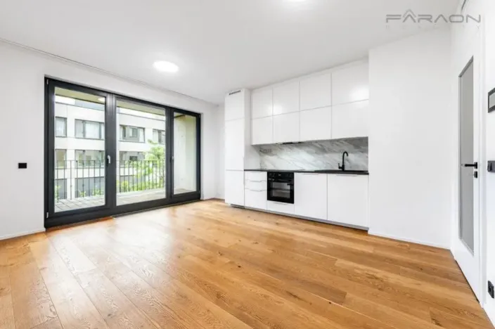 Pronájem bytu 2+kk, Praha - Smíchov, Grafická, 66 m2