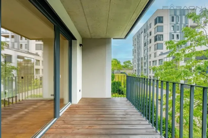 Pronájem bytu 2+kk, Praha - Smíchov, Grafická, 66 m2