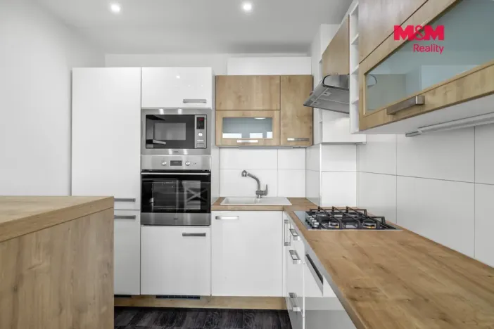 Pronájem bytu 2+kk, Kladno, Čs. armády, 46 m2