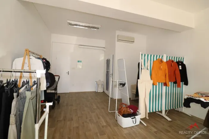 Pronájem obchodního prostoru, Děčín - Děčín I-Děčín, Křížová, 45 m2