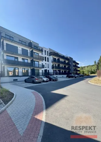 Pronájem bytu 1+kk, Kladno, Ke křížku, 35 m2