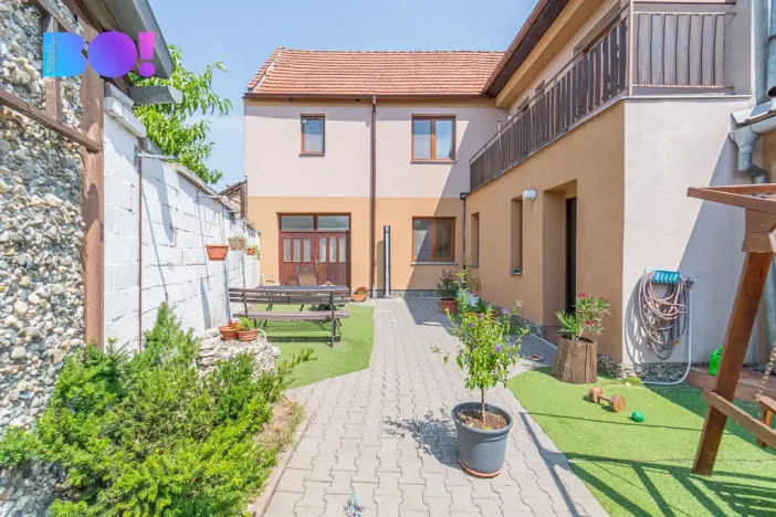 Prodej rodinného domu, Kyselovice, 165 m2