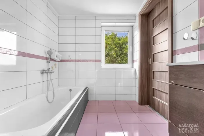Prodej rodinného domu, Přelouč - Lohenice, 104 m2