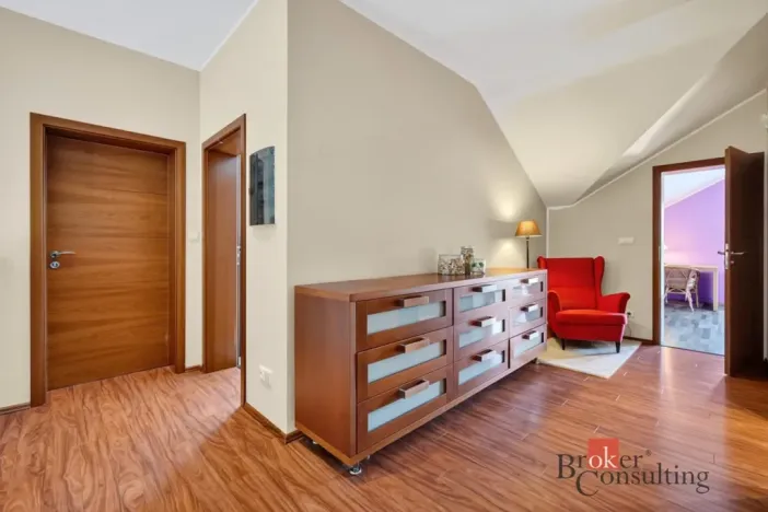 Prodej rodinného domu, Babice, Honzíkova, 389 m2