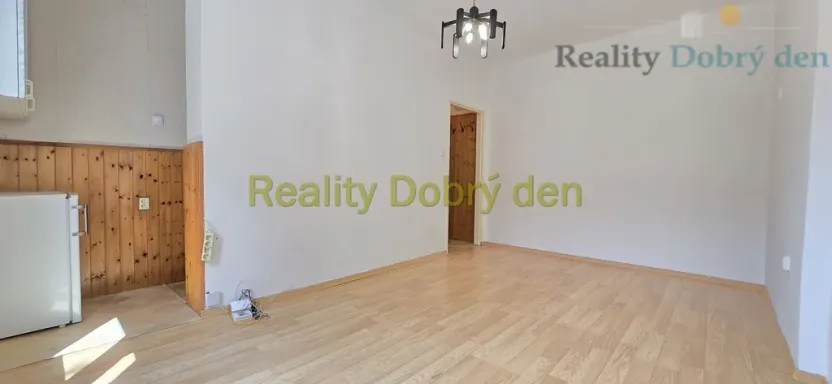 Prodej bytu 1+kk, Dolní Benešov, Osada míru, 21 m2