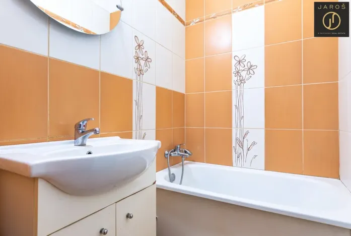 Prodej bytu 2+kk, Kladno, Holandská, 41 m2