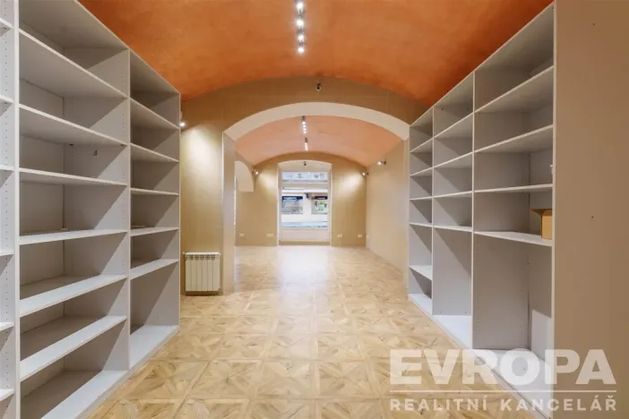 Pronájem obchodního prostoru, Praha - Žižkov, Husitská, 49 m2