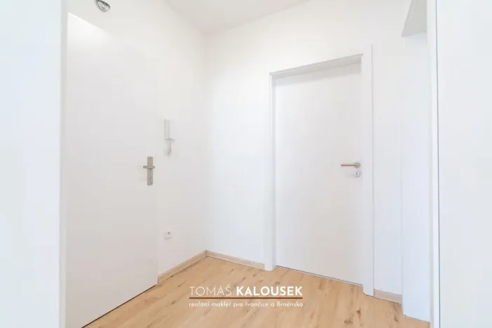 Prodej bytu 2+kk, Ivančice, Dr. Novotného, 53 m2