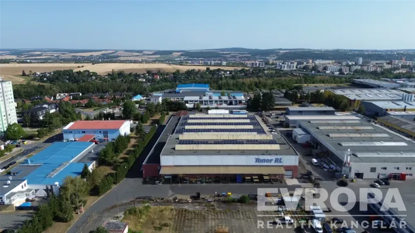 Pronájem výrobních prostor, Plzeň - Skvrňany, Domažlická, 2000 m2