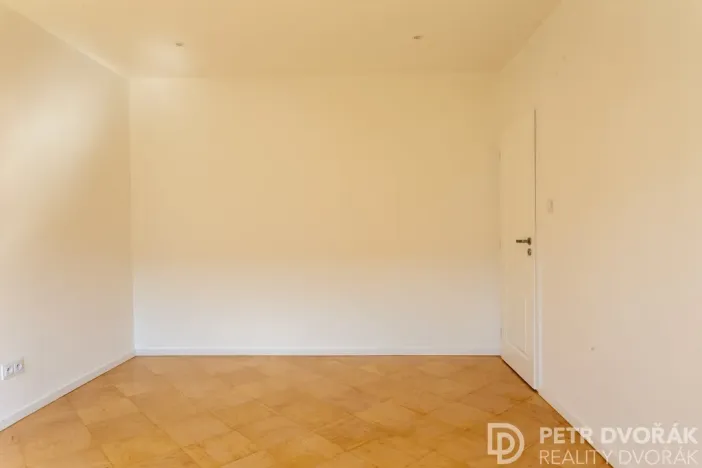 Pronájem bytu 2+1, Praha - Malešice, Přistoupimská, 62 m2