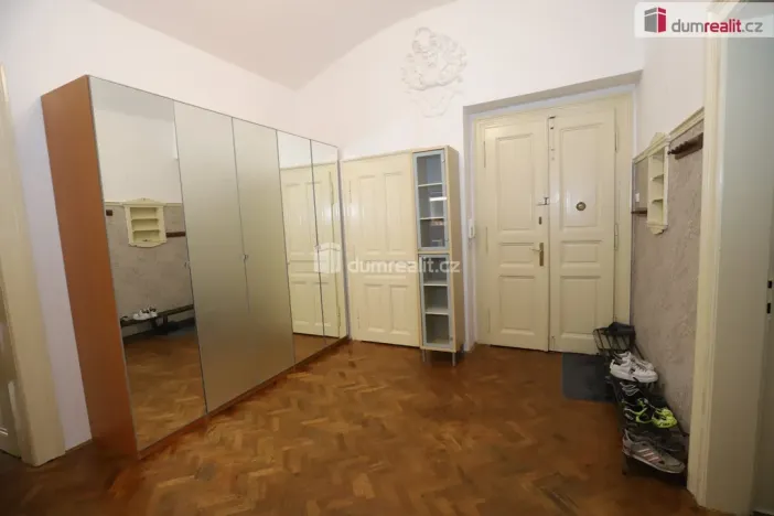 Pronájem bytu 2+1, Praha - Vinohrady, Římská, 65 m2