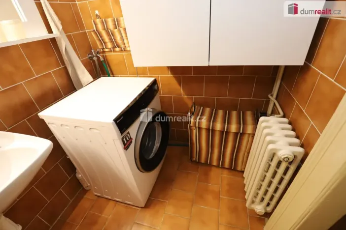 Pronájem bytu 2+1, Praha - Vinohrady, Římská, 65 m2
