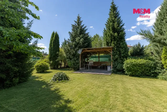 Prodej bytu 3+1, Zásmuky, Družstevní, 77 m2
