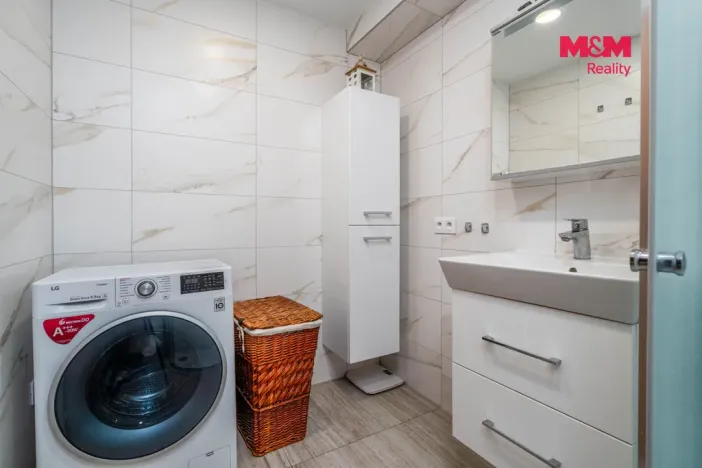 Prodej bytu 3+1, Zásmuky, Družstevní, 77 m2