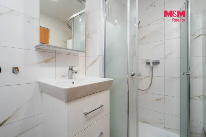 Prodej bytu 3+1, Zásmuky, Družstevní, 77 m2