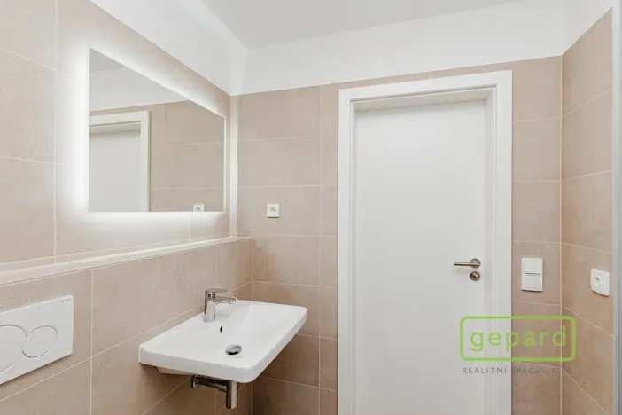 Pronájem bytu 2+kk, Znojmo, 50 m2