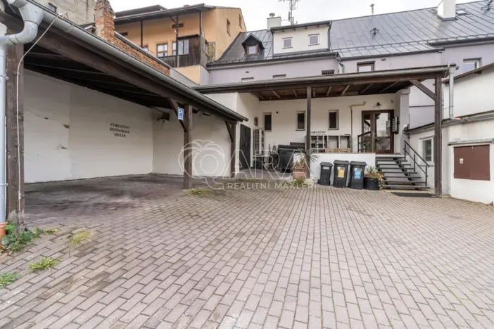 Pronájem restaurace, Doksy, Komenského, 261 m2
