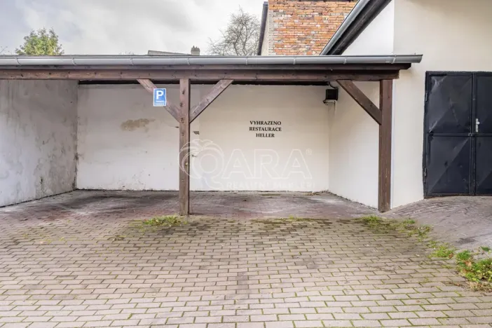 Pronájem restaurace, Doksy, Komenského, 261 m2