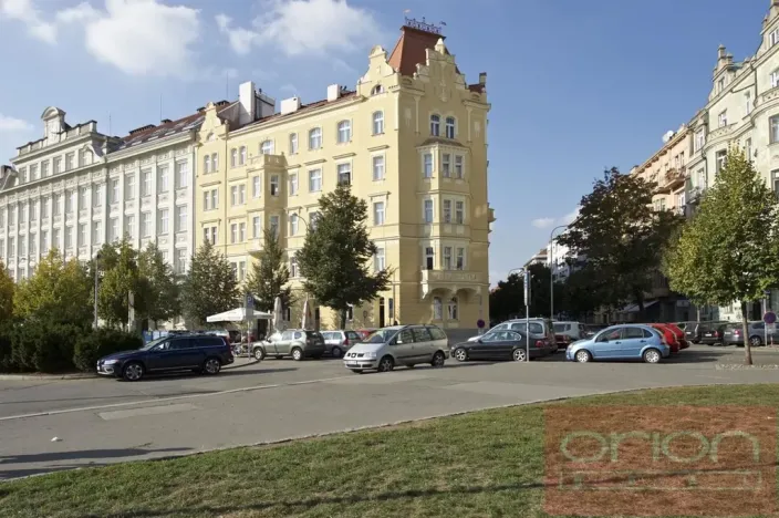 Pronájem bytu 2+kk, Praha - Vinohrady, náměstí Jiřího z Poděbrad, 56 m2