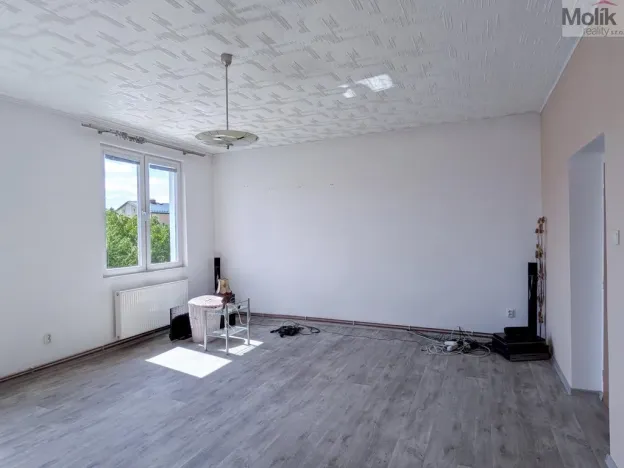 Pronájem bytu 3+1, Košťany, Hornická, 90 m2