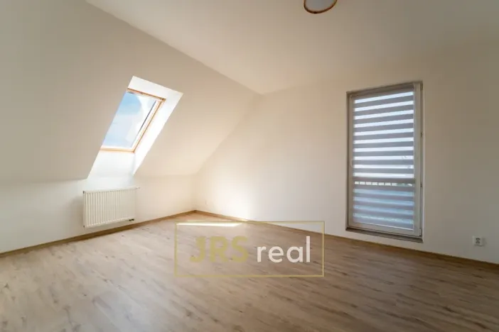 Prodej bytu 3+1, Hustopeče, Gen. Peřiny, 78 m2