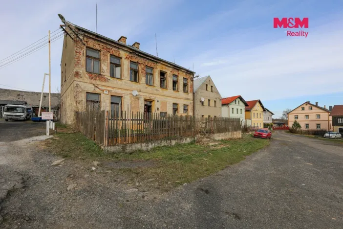 Prodej rodinného domu, Bochov - Těšetice, 200 m2