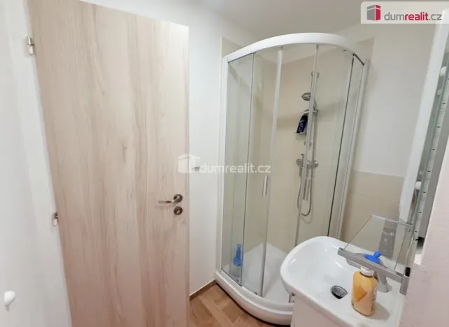 Pronájem bytu 1+kk, Děčín - Děčín I-Děčín, Pohraniční, 20 m2
