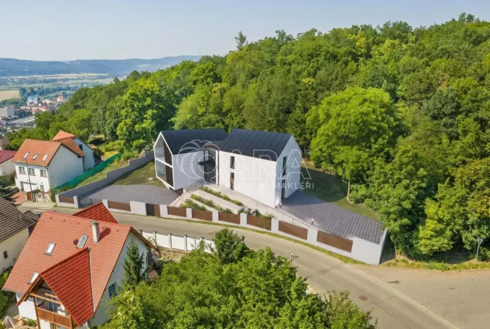Prodej pozemku pro bydlení, Praha - Radotín, Strážovská, 947 m2