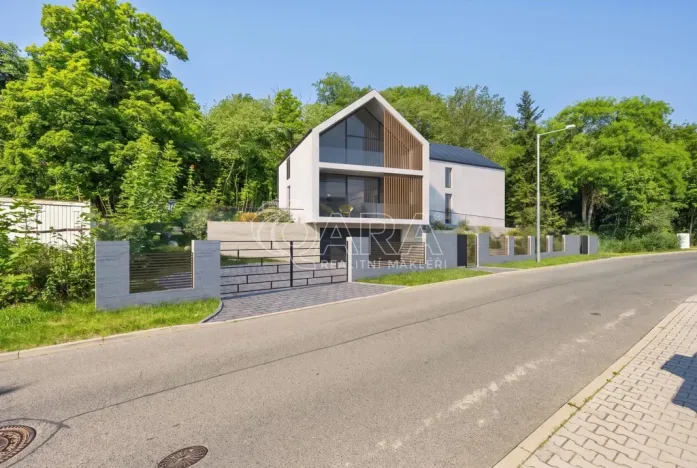 Prodej pozemku pro bydlení, Praha - Radotín, Strážovská, 947 m2