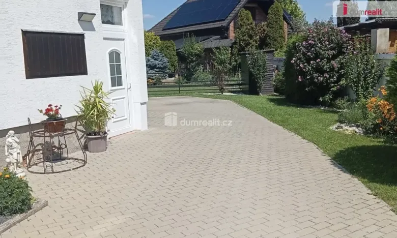 Pronájem atypického bytu, Bořanovice, Hlavní, 15 m2