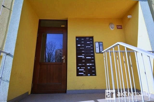 Pronájem bytu 1+1, Neratovice, Na Výsluní, 36 m2