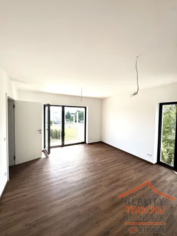 Prodej bytu 1+kk, Hradec Králové, Pod Zámečkem, 30 m2