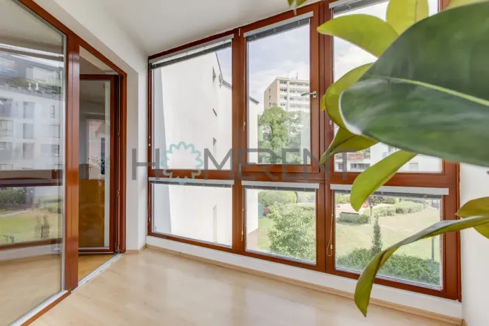 Pronájem bytu 2+kk, Praha - Podolí, Brabcova, 52 m2