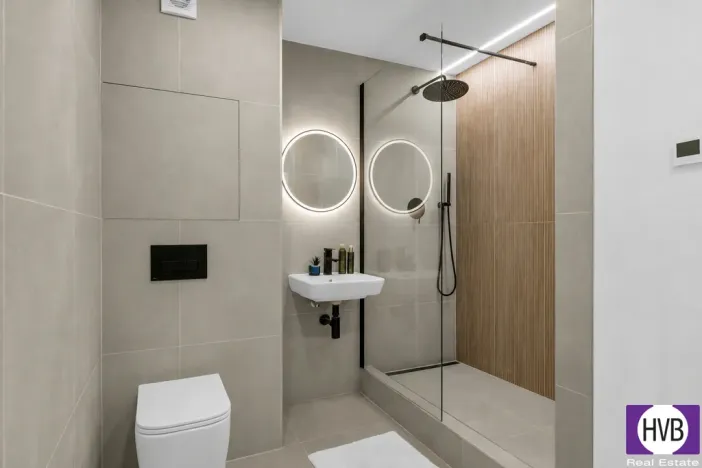 Prodej bytu 3+kk, Praha, Oblouková, 63 m2