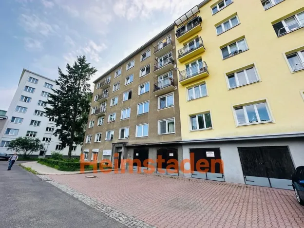 Pronájem bytu 2+1, Ostrava - Poruba, Nezvalovo náměstí, 60 m2